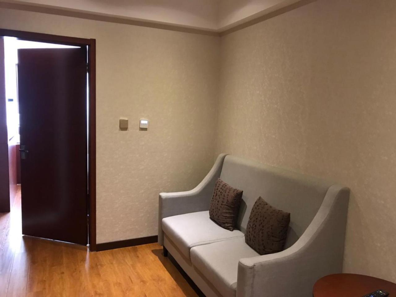 Yitel Hotel Shanghai Bagian luar foto