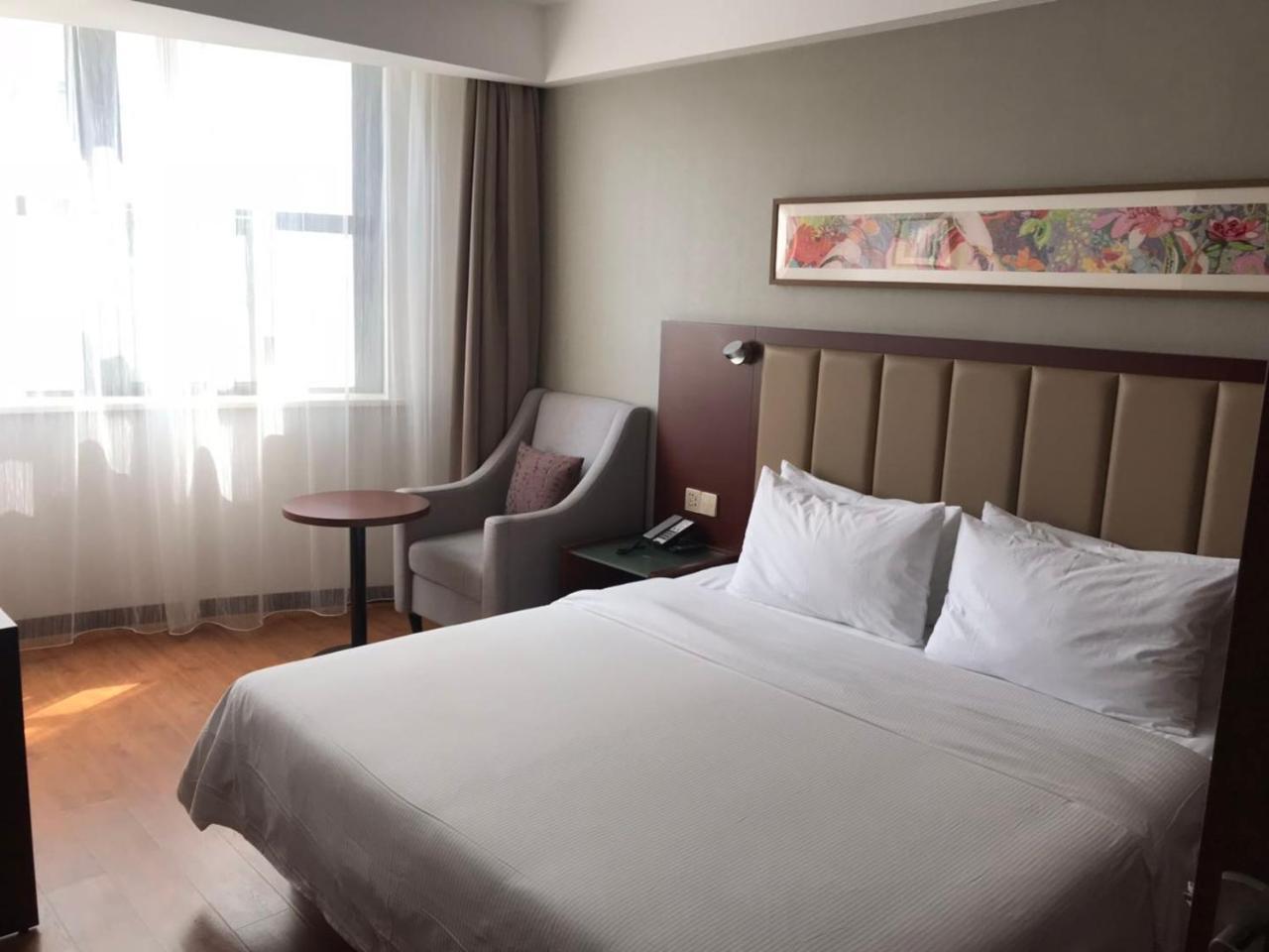 Yitel Hotel Shanghai Bagian luar foto
